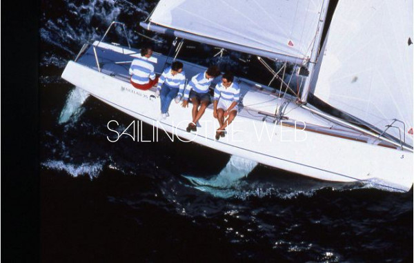 beneteau_25_sailing2