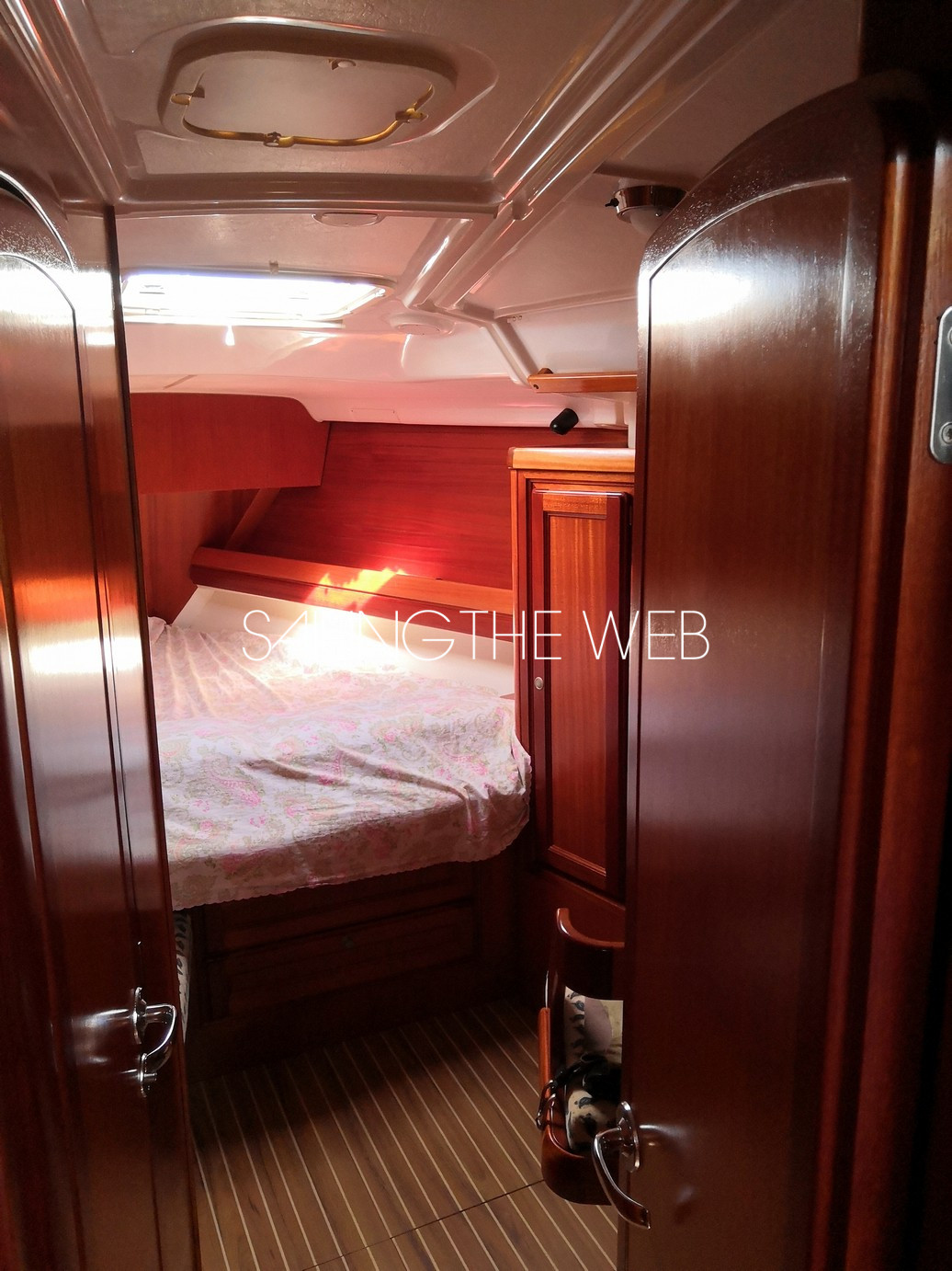 dufour_43_classic_fore_cabin dufour_43_classic_fore_cabin