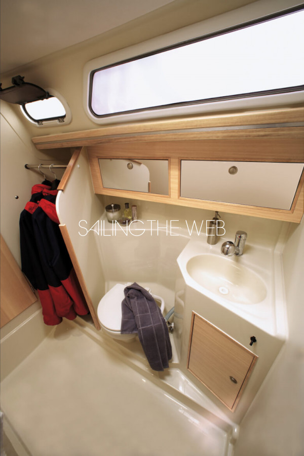 hanse_342_bathroom