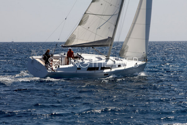 hanse_370_sailing