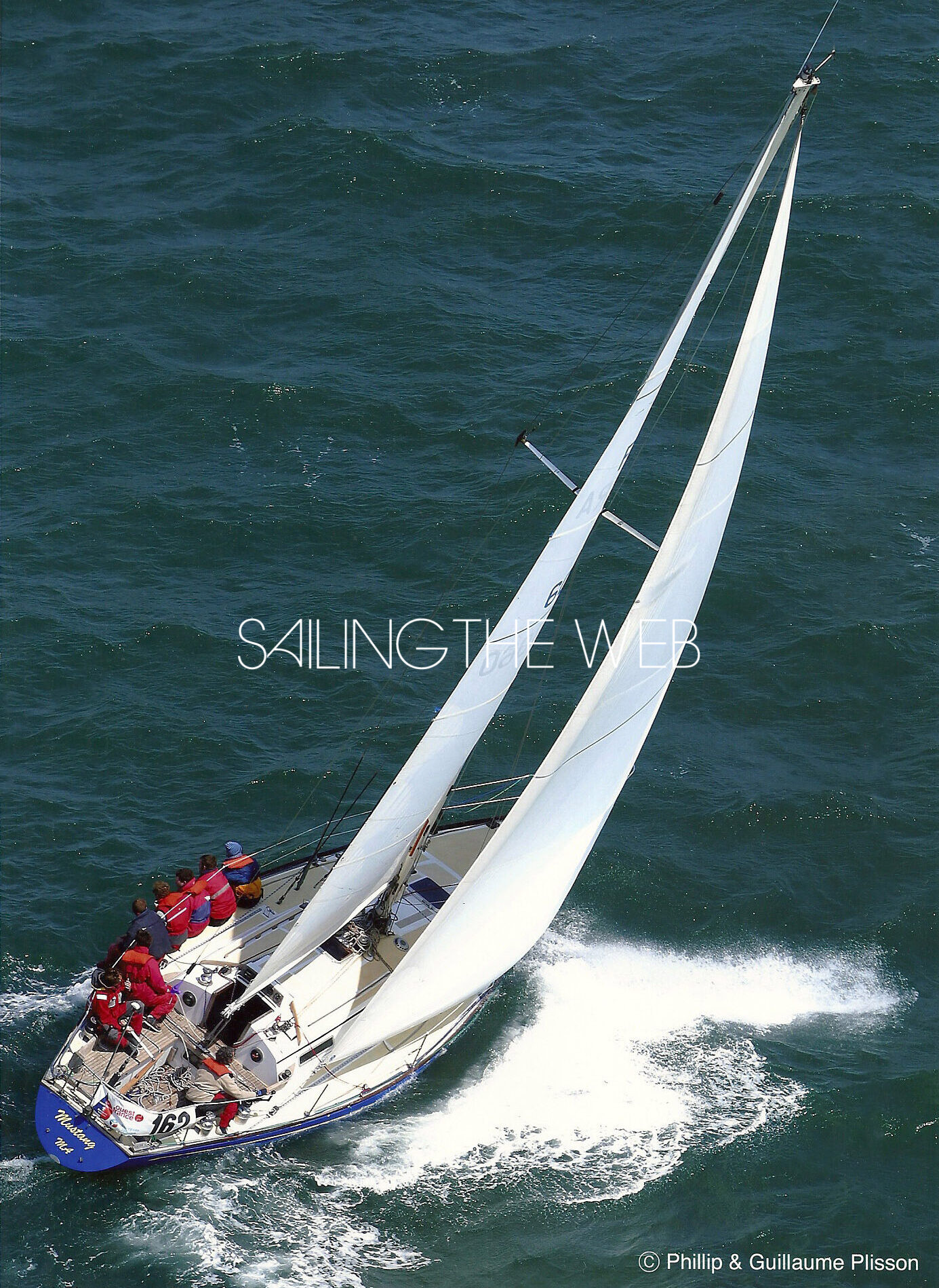 Carter 37 sailing
