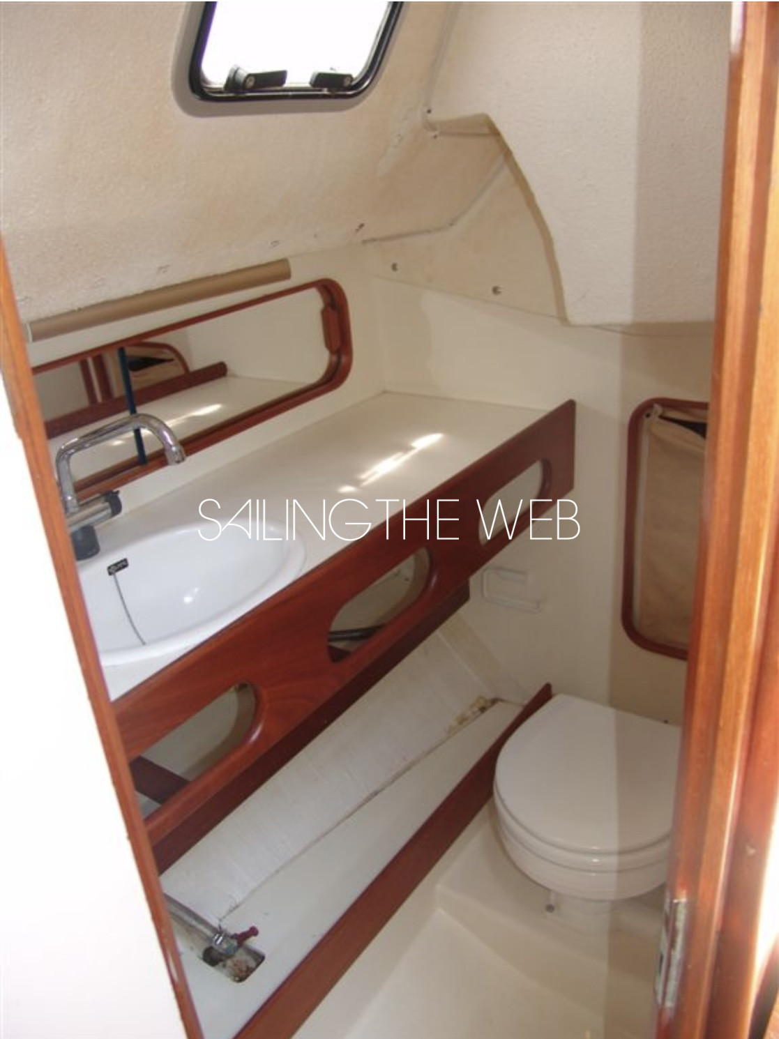 X-312-bathroom X-312-bathroom