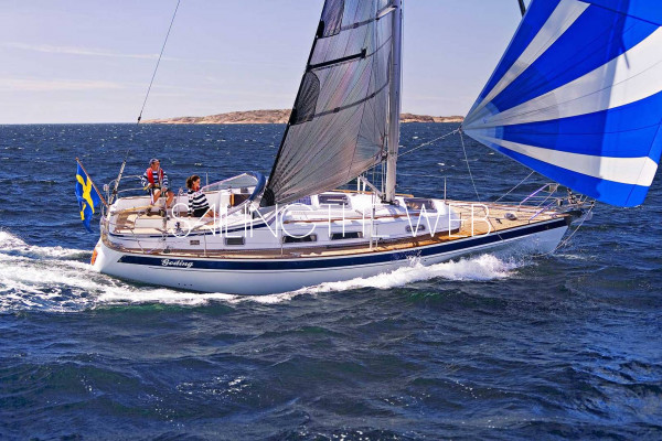 Hallberg Rassy 342 sailing